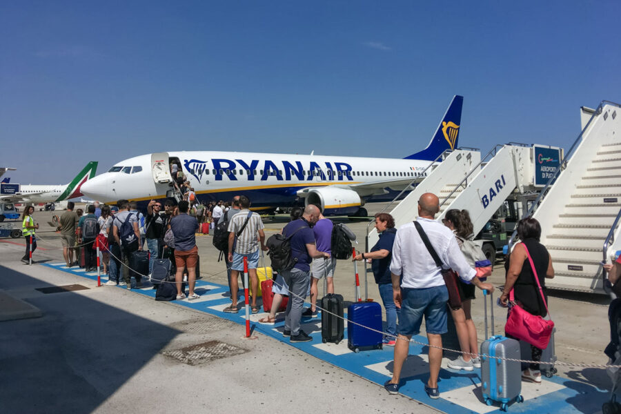 Ryanair Cabin Bag Size & Hand Luggage Allowance